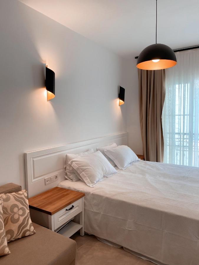 Amber Boutique Hotel Çeşme Exteriör bild